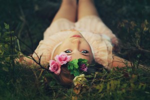 blue-eyes-brunette-deviant-art-flowers-forest-girl-Favim.com-59430